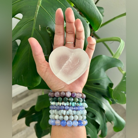 Selenite Bowl - Picture 4 of 5